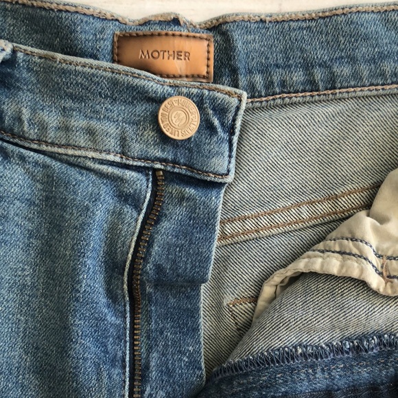 MOTHER The Maverick Chew 10”HR Cutoff Jean Shorts - Picture 8 of 14